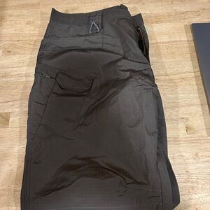 Men's Brown Cargo Shorts
